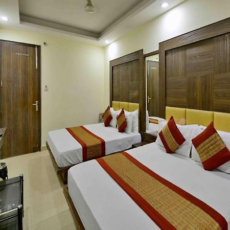 Hotel Family Spot Nueva Delhi Exterior foto