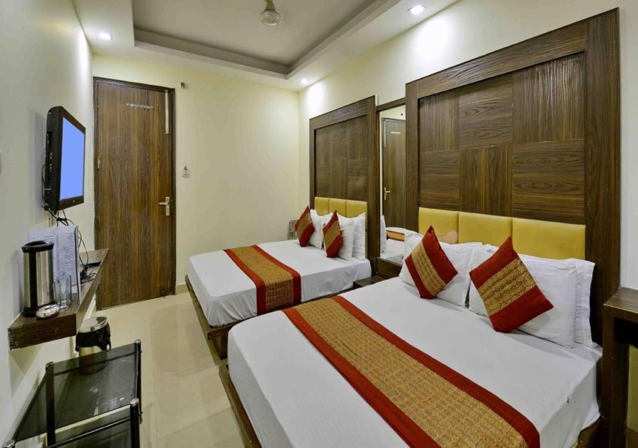Hotel Family Spot Nueva Delhi Exterior foto