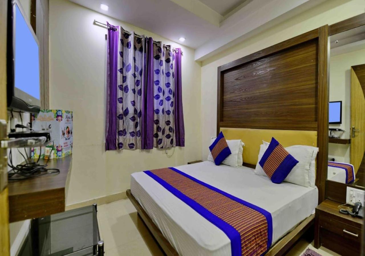 Hotel Family Spot Nueva Delhi Exterior foto